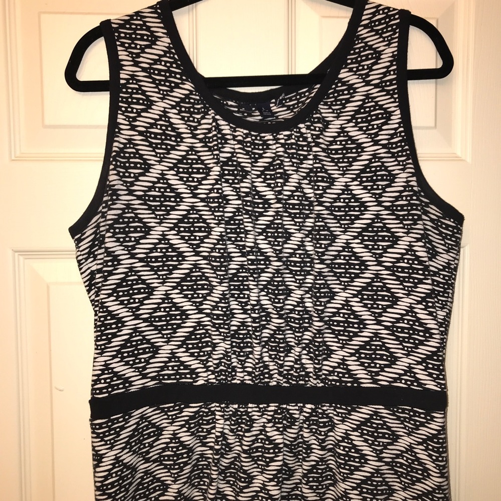 Sleeveless maxi dress